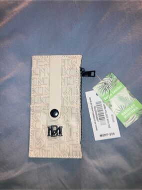 Badgley Mischka Beige Zip Card Holder Wallet